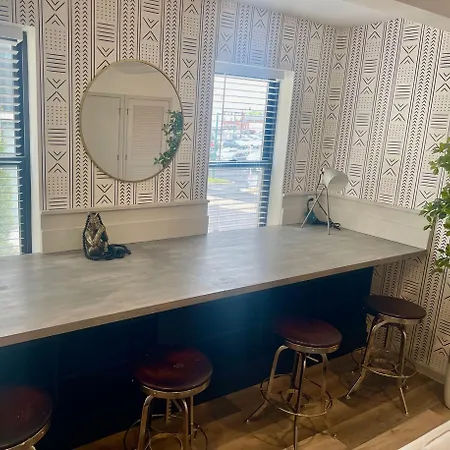 Modern Fully Renovated Suite & Loft In Downtown Trenton Room photo