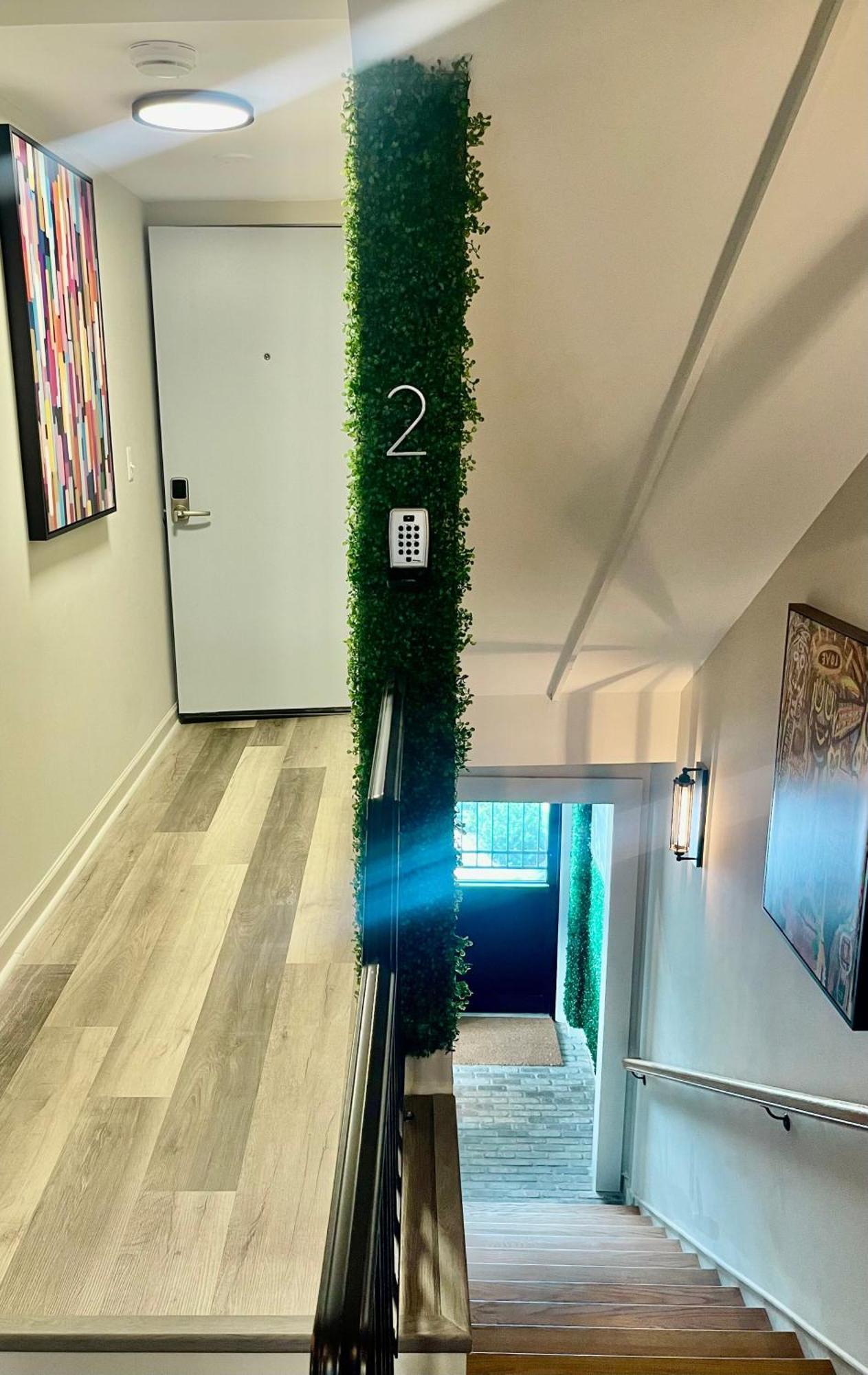 Modern Fully Renovated & Loft In Downtown Trenton