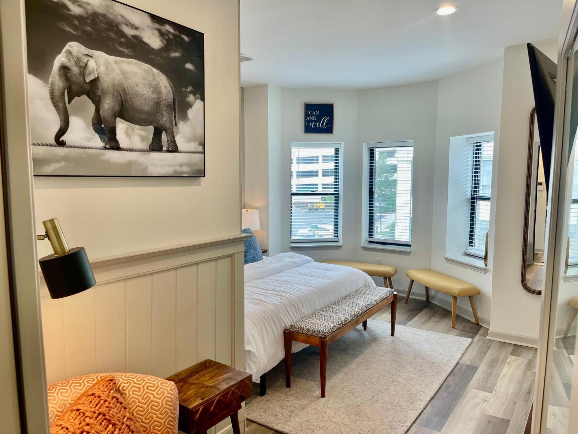 Modern Fully Renovated & Loft In Downtown